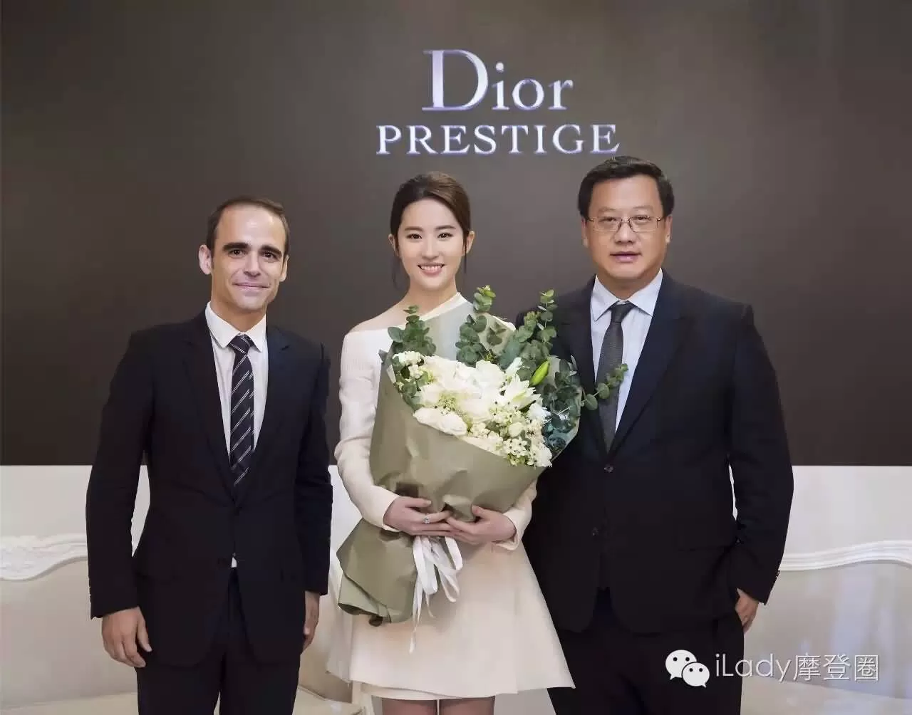 Dior迪奥花蜜活颜丝悦系列杭州大厦活动