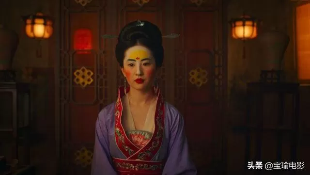 刘亦菲主演的《花木兰》首映大获好评刘亦菲，神仙姐姐变身巾帼英雄？怎么看？