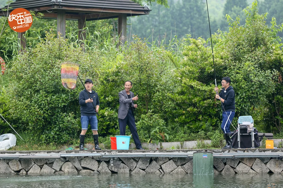 向往的生活：黄渤与刘亦菲为同届同学