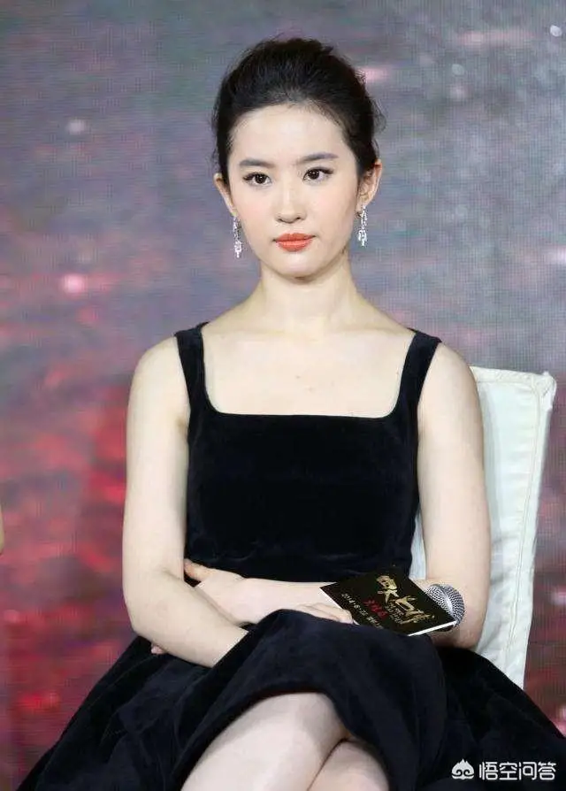 娱乐圈众多女星，刘亦菲的颜值和气质为何令网友难忘？