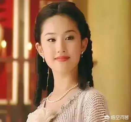娱乐圈众多女星刘亦菲，刘亦菲的颜值和气质为何令网友难忘？